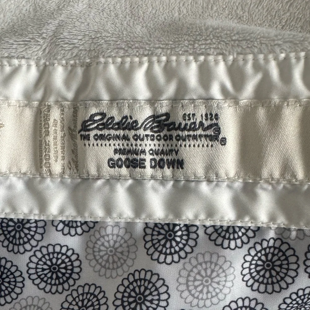 Eddie Bauer Goose Down Hooded Puffer Jacket White Warm Winter Coat Small